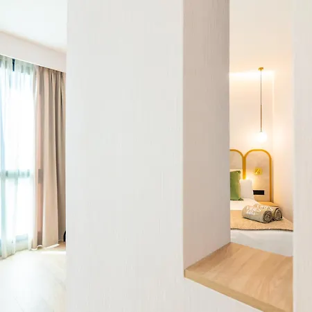 Vibes 3* Malaga